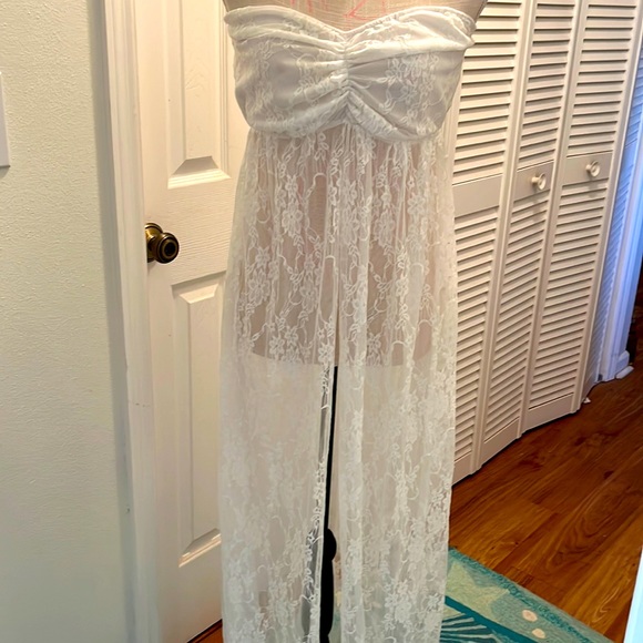 Lace strapless maxi dress - Picture 1 of 8